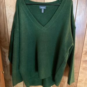 ModCloth Long Sleeve V-Neck Green Xmas Sweater